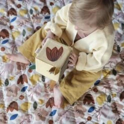 Cube D'activité En Tissus Doux Verger Fabelab® Coton Bio GOTS -Jouet Bio Scandinave -Peluche Jouets Magasin cube activite en tissus doux verger fabelab coton bio gots jouet bio scandinave 4