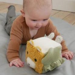 Cube D'éveil En Tissu Coton Bio Fred Franck & Fischer - Jouet Coton Bio -Peluche Jouets Magasin cube d eveil en tissu coton bio fryd franck fischer peluche coton bio 2