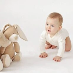 Doudou Lapin Bio Attache Tétine Wooly Organic® Coton Bio Beige 26cm - Doudou Bio GOTS -Peluche Jouets Magasin doudou lapin bio attache tetine wooly organic coton bio beige 26cm doudou bio gots 3