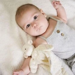 Doudou Plat Coton Bio & Caoutchouc Naturel Bahbah L'agneau Tikiri® - Jouet Bio 14 Doudou Plat Coton Bio & Caoutchouc Naturel Bahbah L'agneau Tikiri® - Jouet Bio -Peluche Jouets Magasin doudou plat coton bio caoutchouc naturel bahbah l agneau tikiri jouet bio 5