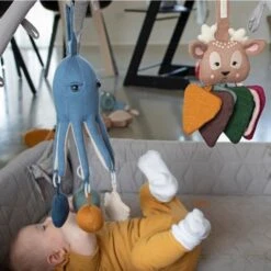 Hochetà Suspendre Bea Le Bambi 27 Cm Filibabba®-Doudou Peluche Design Scandinave 10 Hochetà Suspendre Bea Le Bambi 27 Cm Filibabba®-Doudou Peluche Design Scandinave -Peluche Jouets Magasin hochet a suspendre bea le bambi 27 cm filibabba doudou peluche design scandinave 2