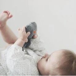 Hochet Bio & Anneau De Dentition Lapin Gris Wooly Organic® Coton Bio 12 Cm - Doudou Bio GOTS 8 Hochet Bio & Anneau De Dentition Lapin Gris Wooly Organic® Coton Bio 12 Cm - Doudou Bio GOTS -Peluche Jouets Magasin hochet bio anneau de dentition lapin gris wooly organic coton bio 12 cm doudou bio gots 2