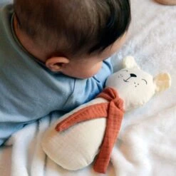 Hochet Coton Bio Bear APunt Barcelona®- Hochets Bébé Bio -Peluche Jouets Magasin hochet coton bio bear apunt barcelona hochets bebe bio 1