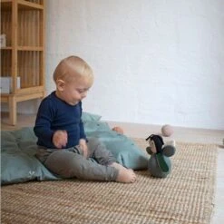 Jouet Bébé Culbuto Balder Le Bourdon Filibabba®-Doudou Peluche Design Scandinave -Peluche Jouets Magasin jouet bebe culbuto balder le bourdon filibabba doudou peluche design scandinave 5