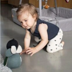 Jouet Bébé Culbuto Balder Le Bourdon Filibabba®-Doudou Peluche Design Scandinave -Peluche Jouets Magasin jouet bebe culbuto balder le bourdon filibabba doudou peluche design scandinave 6
