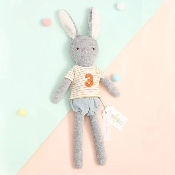 Lapin Peluche éponge De Coton Bio 3ème Anniversaire 44cm Albetta® - Peluche Bio 4 Lapin Peluche éponge De Coton Bio 3ème Anniversaire 44cm Albetta® - Peluche Bio – Image 2