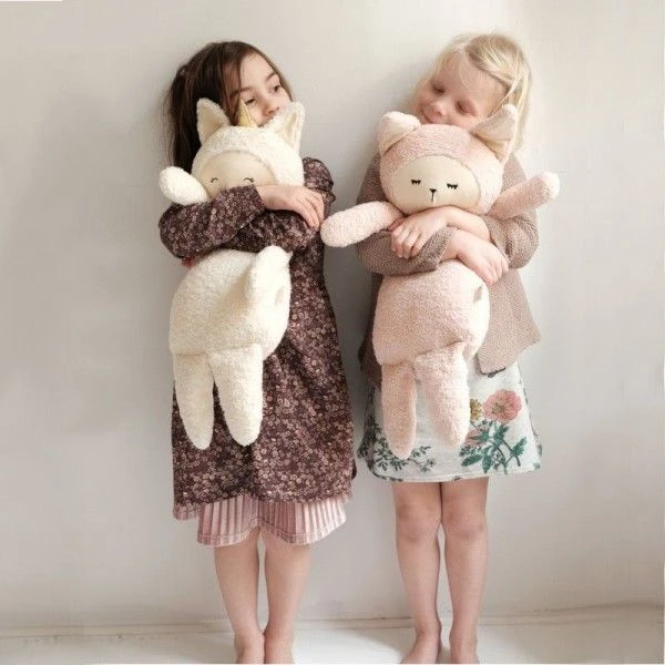 Peluche Big Buddy Bunny Rose Fabelab® 54cm Coton Bio GOTS -Ours Peluche Bio Tissu 5 Peluche Big Buddy Bunny Rose Fabelab® 54cm Coton Bio GOTS -Ours Peluche Bio Tissu – Image 3