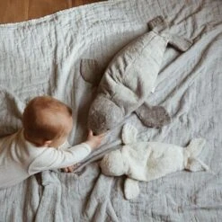Peluche Bouillote Sèche Bébé Phoque Blanc Coton Bio 40 Cm Senger® - Bouillotte Bio Naturel Senger -Peluche Jouets Magasin peluche bouillote seche bebe phoque blanc coton bio senger bouillotte bio naturel senger 2