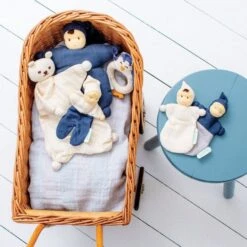 Petit Poupon Mousseline Coton Bio Mini Mix Bicolore 17cm Hoppa®- Doudou Bio -Peluche Jouets Magasin petit poupon mousseline coton bio mini mix uni 17cm turbulette hoppa doudou bio 8