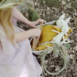 Poupée Hochet Fabelab® Licorne Merveilleuse 28 Cm Blanche Coton Bio GOTS- Jouet Bio Scandinave -Peluche Jouets Magasin poupee hochet fabelab licorne merveilleuse 28 cm blanche coton bio gots jouet bio scandinave 4